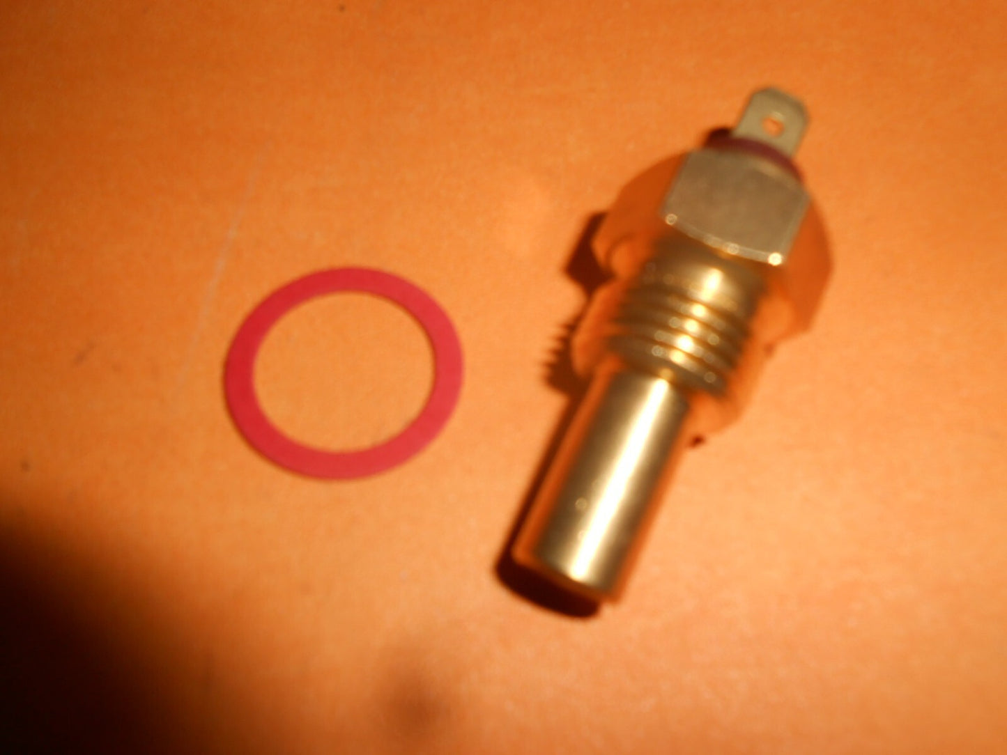 DAIMLER DOUBLE SIX 5.3 (1972-81) NEW TEMPERATURE SENDER SWITCH - 52720