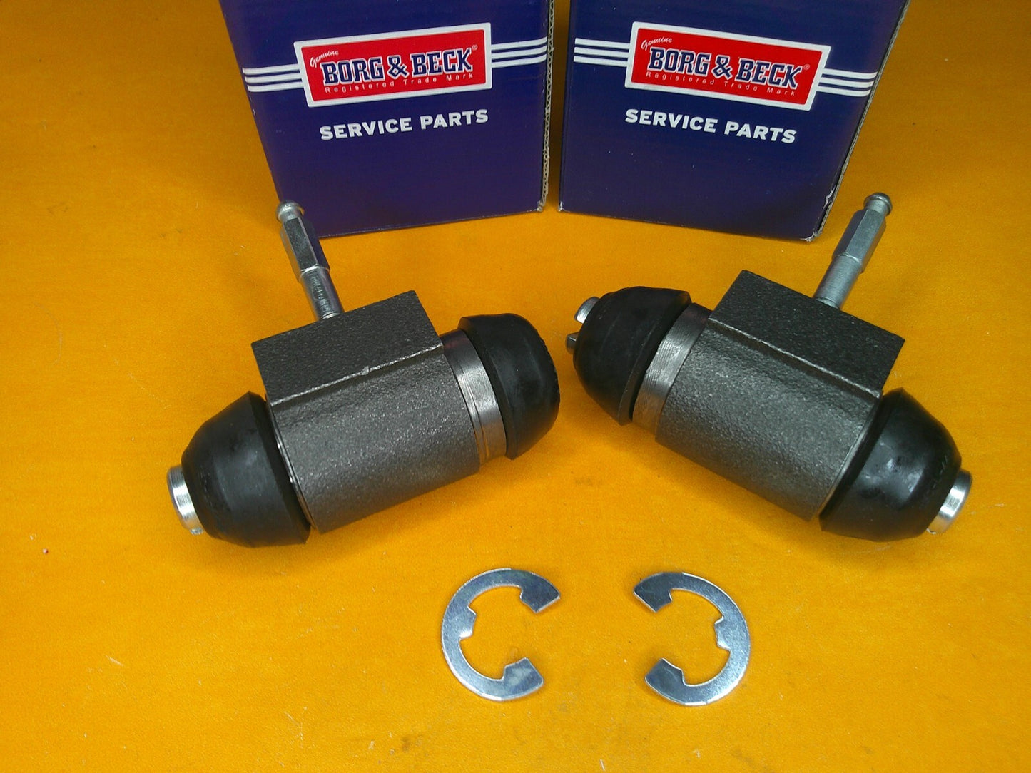 FORD TRANSIT Mk2 LWB (1976-1985) REAR BRAKE WHEEL CYLINDERS PAIR -23.80mm