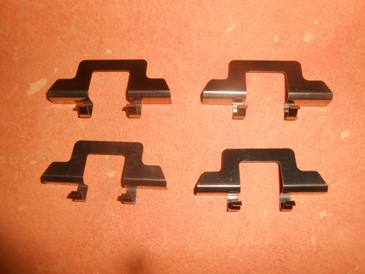 CITROEN C3 1.1i,1.4i,1.4HDi (2002-2010) 69hp BRAKE PAD Fixing Kit -BFK897