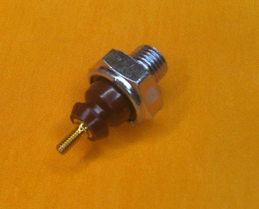 FORD ESCORT MK2 1.1 1.3 1.6 (1974-80) NEW OIL PRESSURE SWITCH - 50590