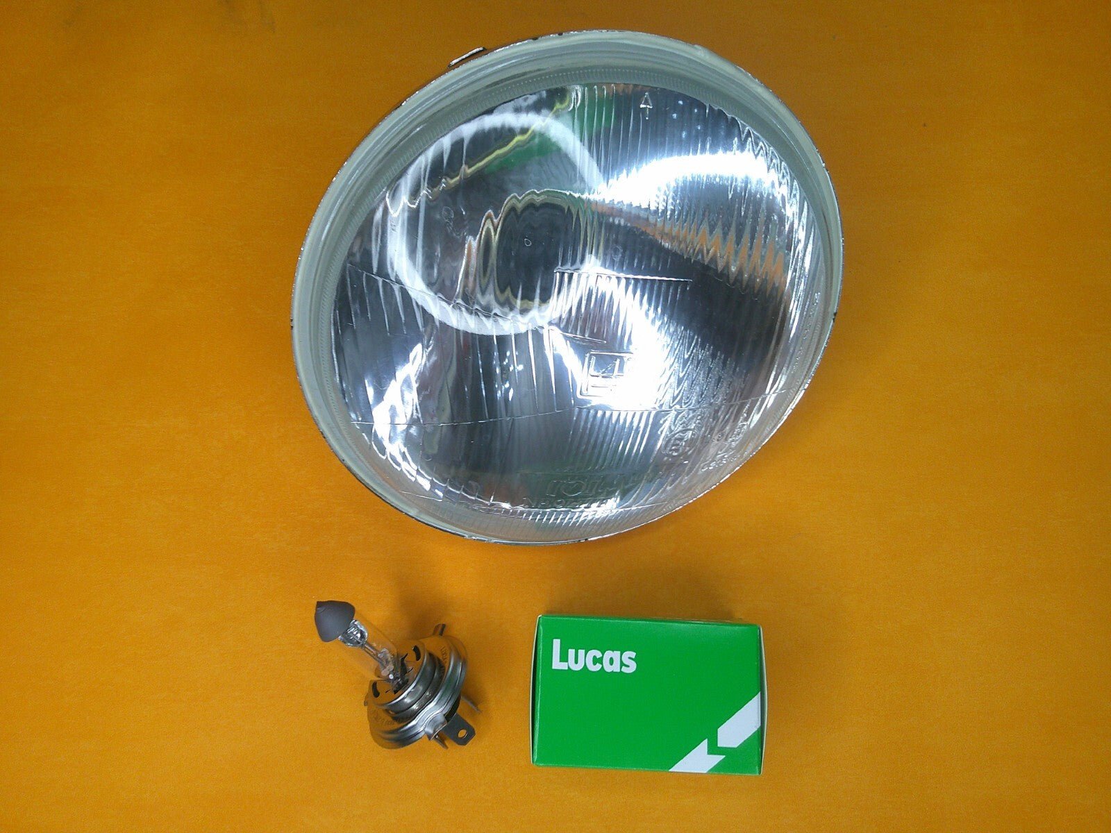 7" HEADLIGHT UNIT HALOGEN H4 No Pilot Domed Glass - RHD + Lucas bulb - Vroom Classics