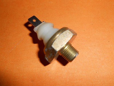 ALFA ROMEO 164 2.0i, 3.0i, 2.5TD(87 - 92)155 1.7i(92 on) OIL PRESSURE SWITCH - 50999 - Vroom Classics