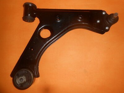 ALFA ROMEO MITO(2008 - 18)ABARTH PUNTO 1.4(2007 on)RIGHT WISHBONE SUSPENSION ARM - Vroom Classics