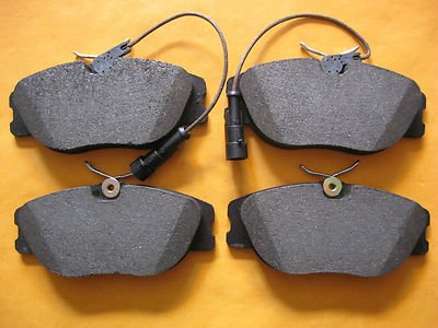 ALFA ROMEO Spider 2.0, GTV 2.0 (95 - 8/99) NEW DISC BRAKE PADS - DB815 - Vroom Classics