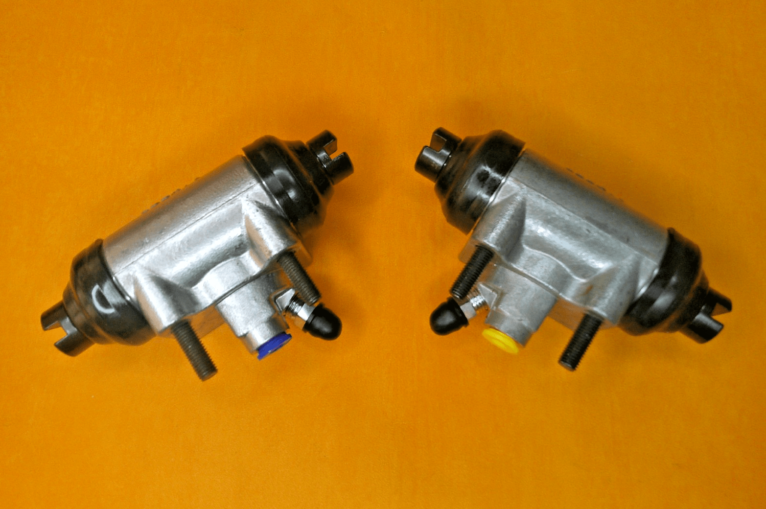ALLARD PALM BEACH Models Z & C (1953 on) REAR BRAKE WHEEL CYLINDERS (Set of 2) - Vroom Classics