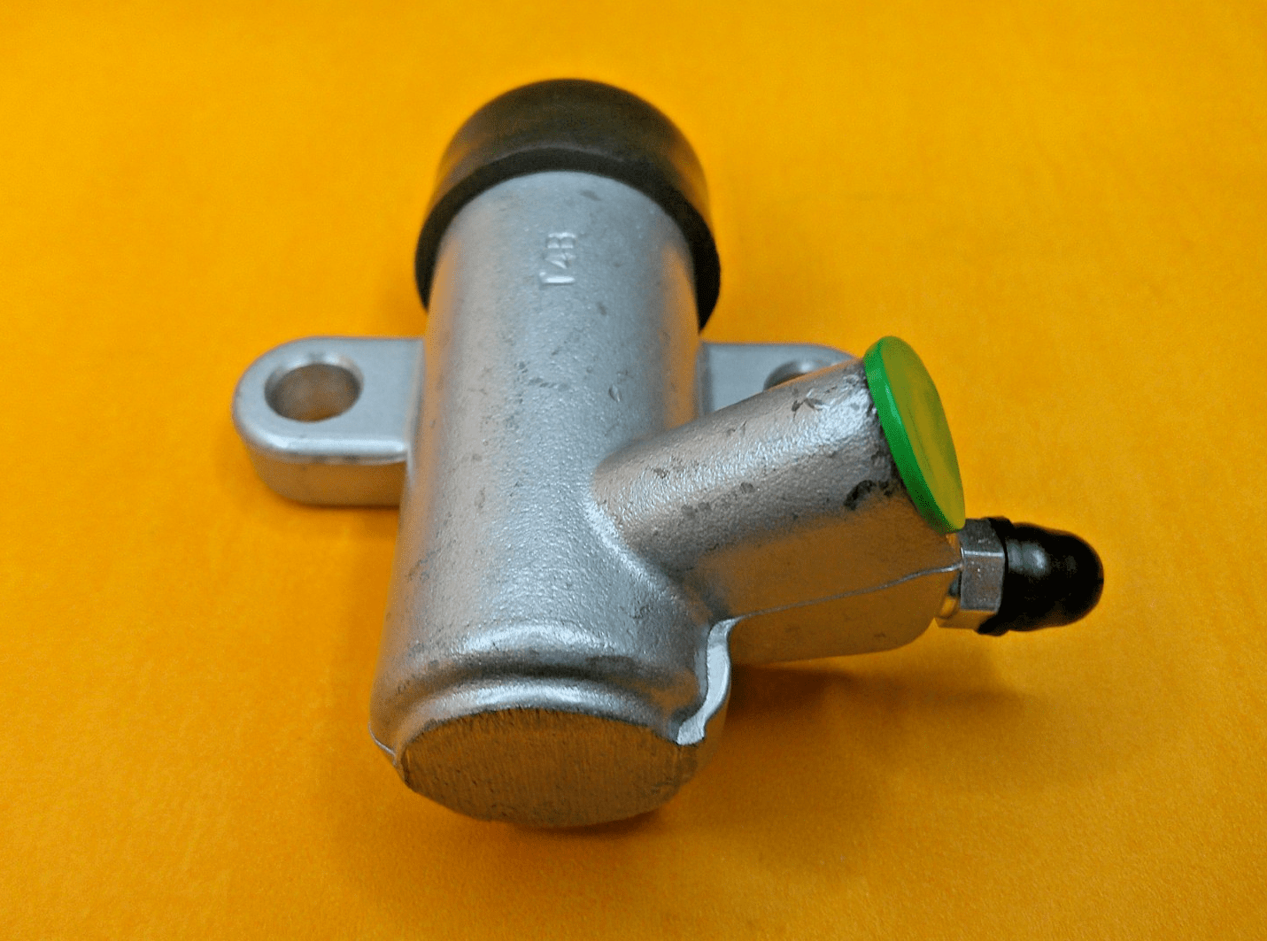 AUSTIN 3 Litre (1968 on) NEW CLUTCH SLAVE CYLINDER - 7/8" bore - Vroom Classics