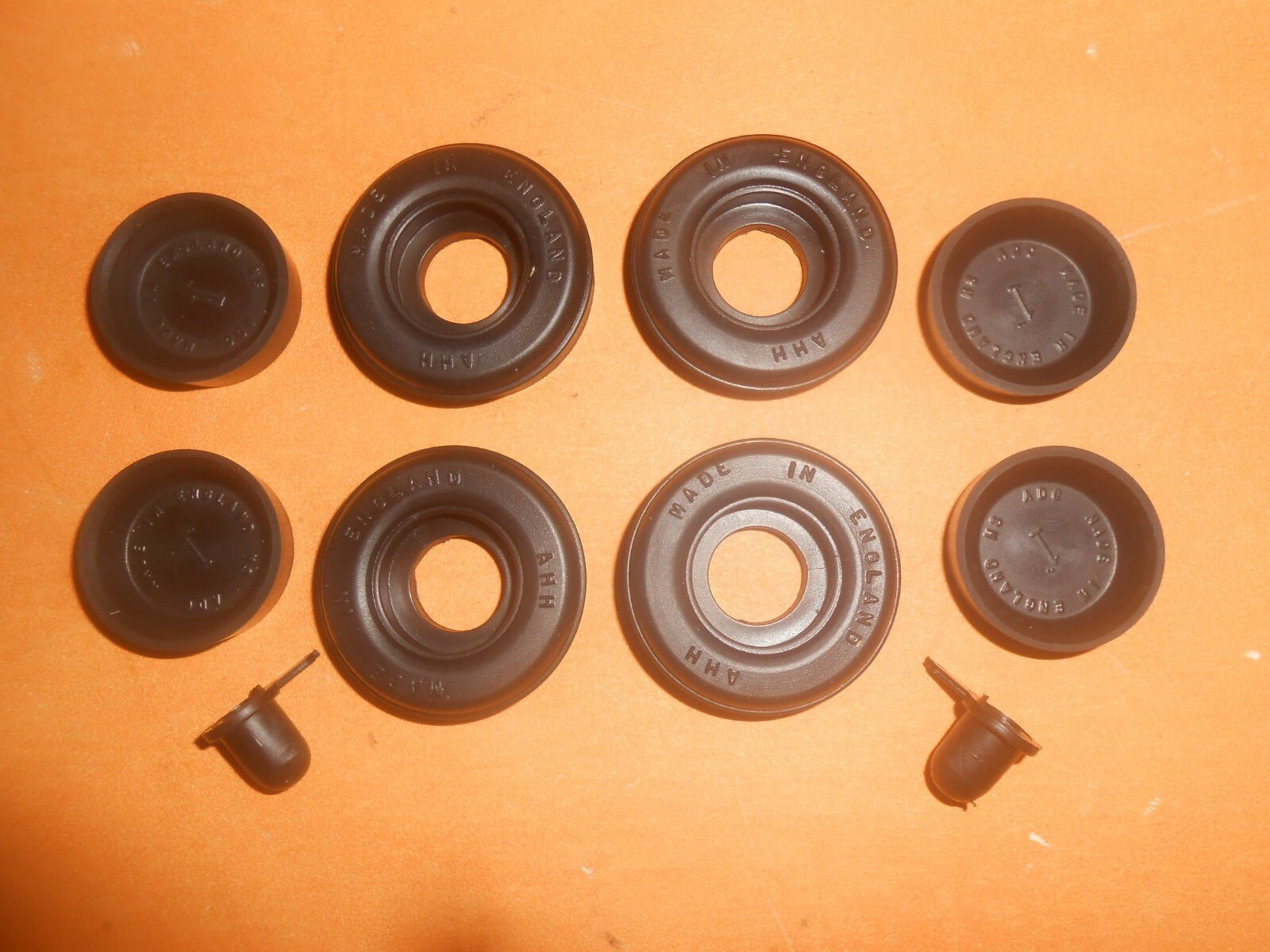 AUSTIN A70 Hereford A90 Atlantic (1951 - 54) NEW REAR WHEEL CYLINDER REPAIR KIT - Vroom Classics