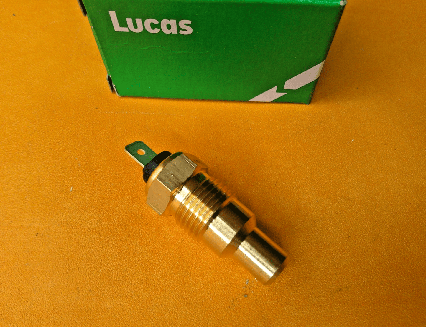 AUSTIN MORRIS 1100 1300 (1971 - 74) NEW TEMPERATURE SENDER TRANSMITTER - Vroom Classics