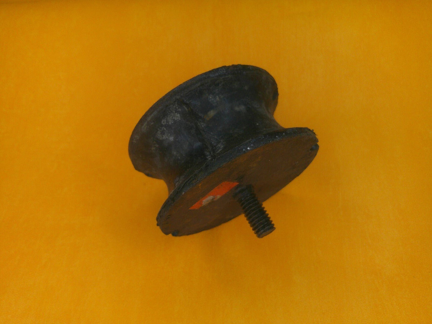 AUSTIN MORRIS 1100 1300 range (1963 - 74) ENGINE MOUNT REAR (Not Rod Change) EM412 - Vroom Classics