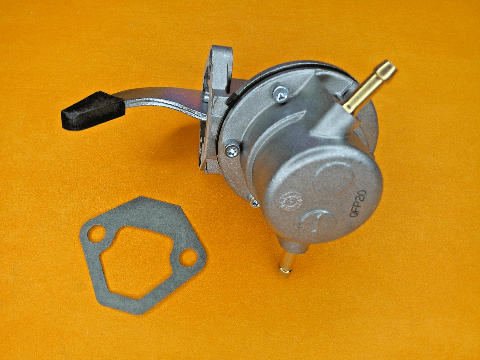 AUSTIN MORRIS 1300 range (1971 - 1974) "6mm pipes" NEW MECHANICAL FUEL PUMP - Vroom Classics