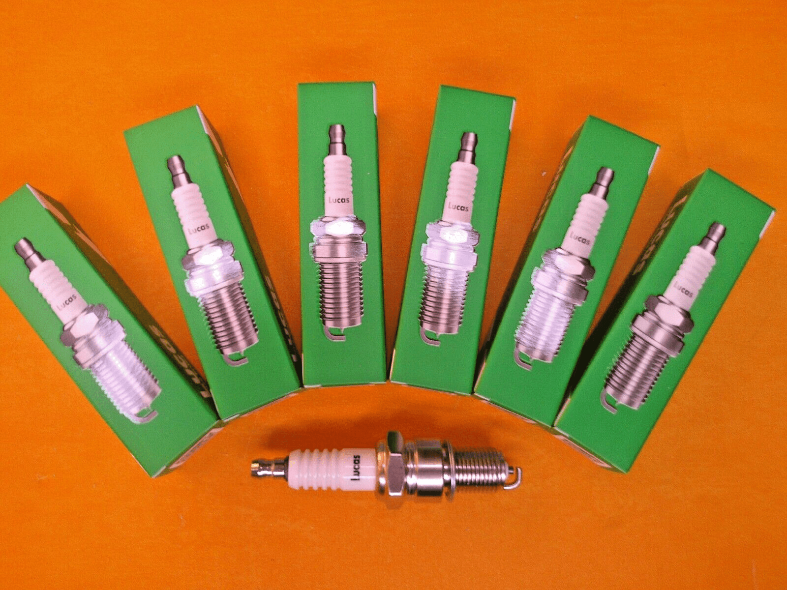 AUSTIN PRINCESS 2200 (1975 - 81) SPARK PLUGS SET of 6 - GENUINE LUCAS - Vroom Classics