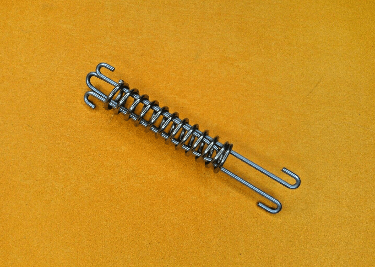 AUSTIN ROVER ALLEGRO MONTEGO MAESTRO AMBASSADOR EXHAUST MOUNT SPRING CLIP - SC84U - Vroom Classics