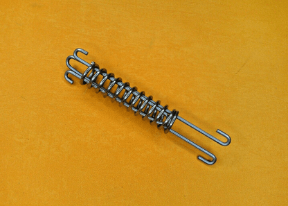 AUSTIN ROVER ALLEGRO MONTEGO MAESTRO AMBASSADOR EXHAUST MOUNT SPRING CLIP - SC84U - Vroom Classics