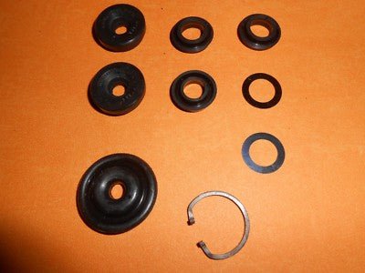 AUSTIN ROVER METRO 1.0 (1980 on)NEW BRAKE MASTER CYLINDER KIT - GIRLING SP7697 - Vroom Classics