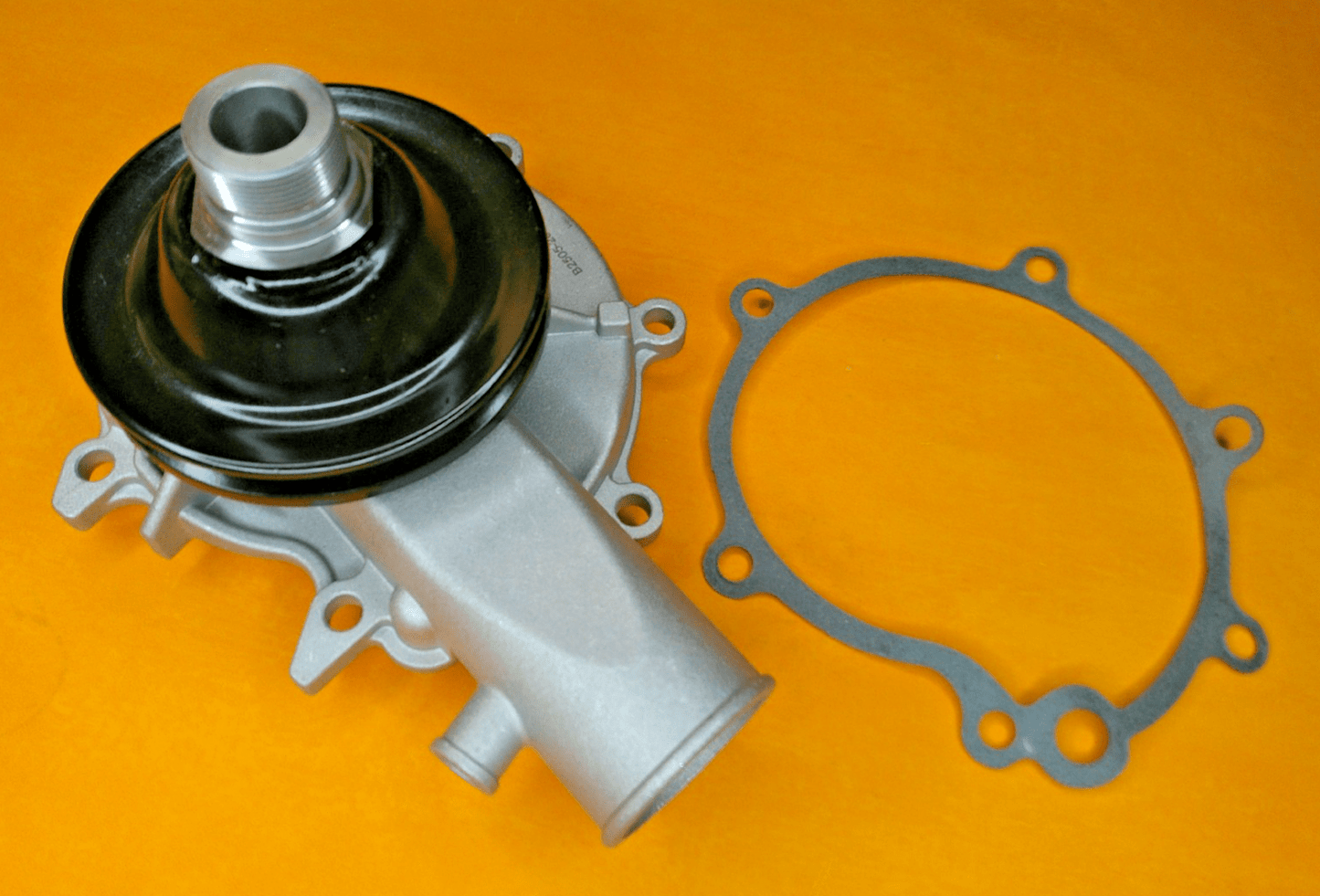 BEDFORD CF VAN 2.0 (1982 - 88) NEW ENGINE WATER PUMP - QCP2300 - Vroom Classics