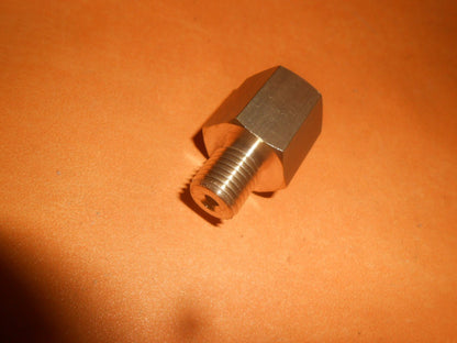 Brass Hydraulic brake or clutch pipe adapter 7/16" UNF male to 3/8" UNF female - Vroom Classics