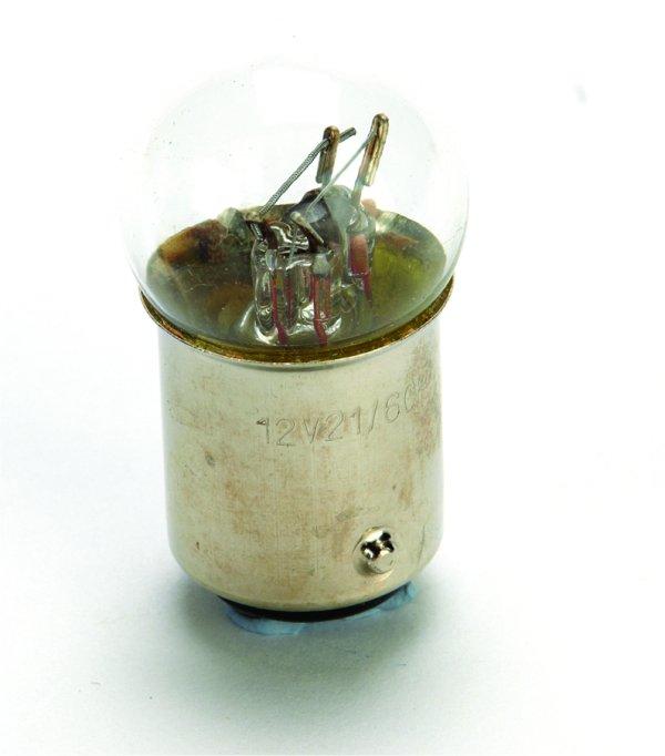 Bulbs Stop / Tail 6V 21/3W Special small globe (10 Pack) - Vroom Classics