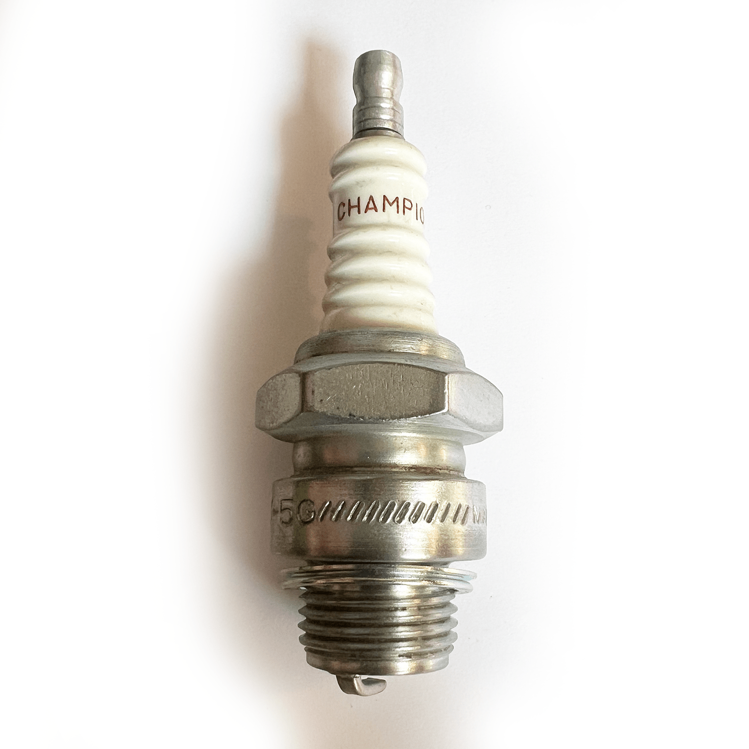 Champion Spark Plug UK7 - Vroom Classics