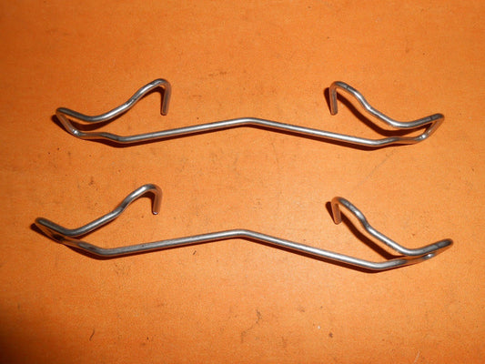 CITROEN SAXO 1.6 VTS,VTR(1996 - 2003)XSARA(1997 - 00)NEW BRAKE PAD Fixing Kit - BFK750 - Vroom Classics