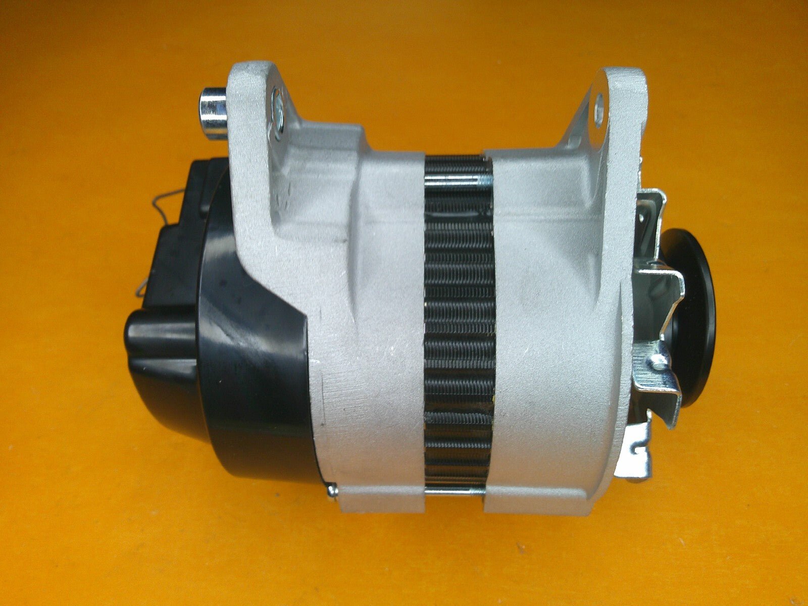 CLASSIC CAR KIT CAR NEW 45A ALTERNATOR - REPLACES LRA100 - Vroom Classics