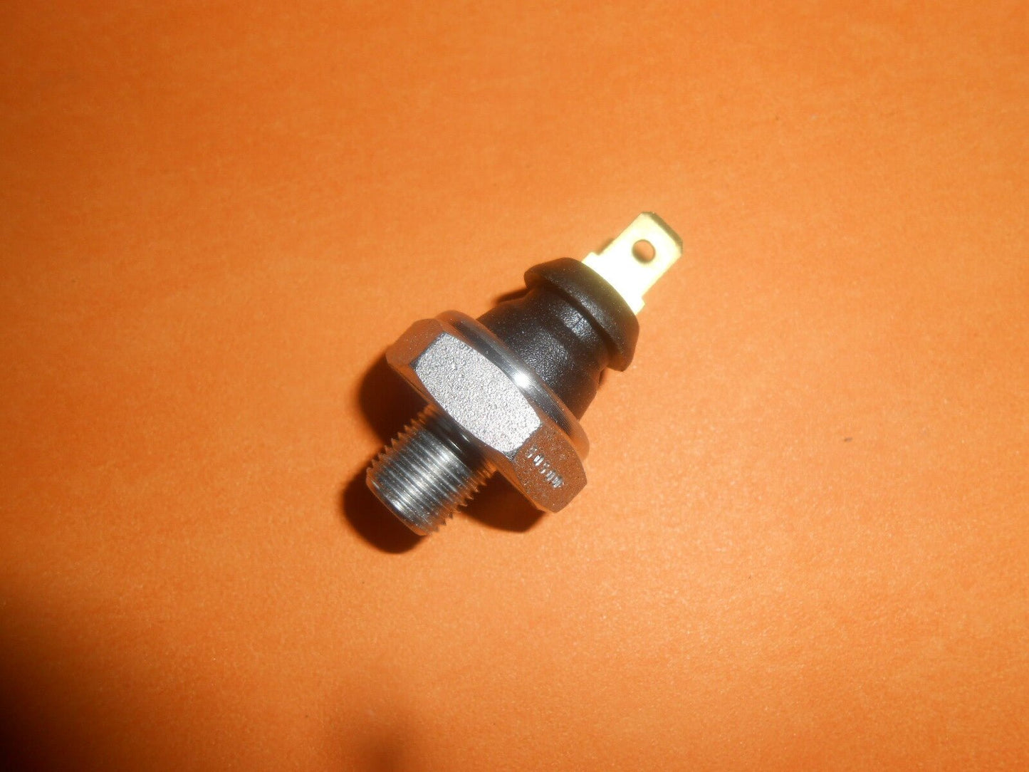 DODGE COMMER PA,PB Series (66 - 80) short thread!! OIL PRESSURE SWITCH - Vroom Classics