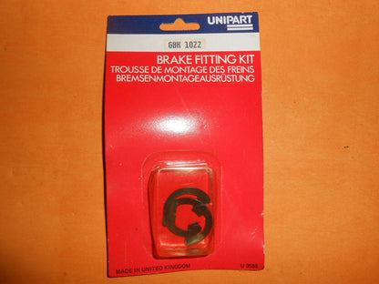 E CLIPS to fix LOCKHEED TYPE WHEEL CYLINDERS x2 - GBK1022 - Vroom Classics