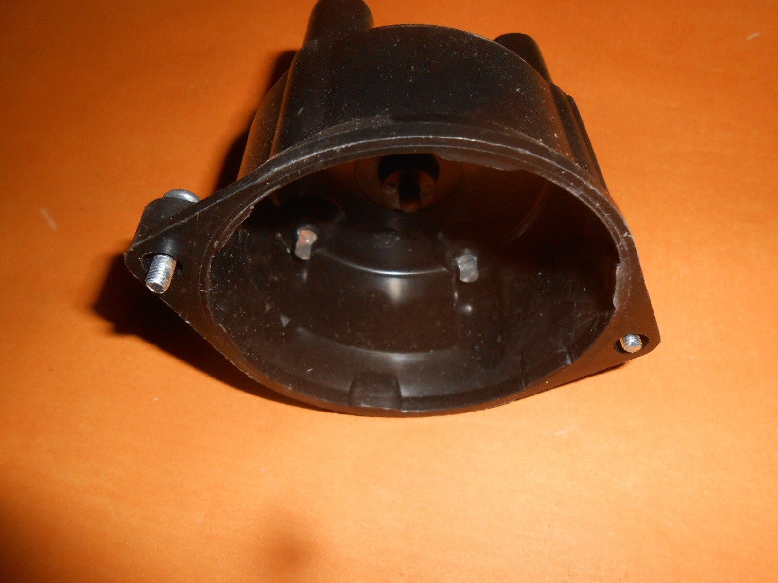 For NISSAN BLUEBIRD, SILVIA Coupe 1.8, 2.0 (1984 - 89) NEW DISTRIBUTOR CAP - 45470 - Vroom Classics