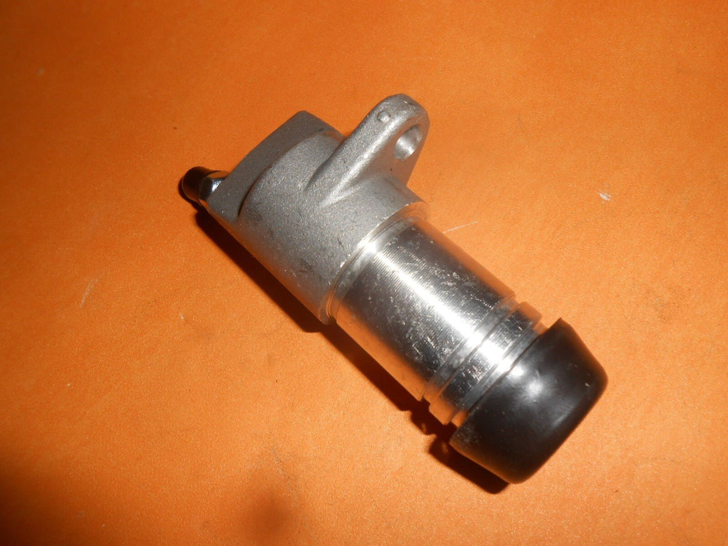FORD ANGLIA 105E 123E (1959 - 1967) CLUTCH SLAVE CYLINDER - 3/4" bore - Vroom Classics