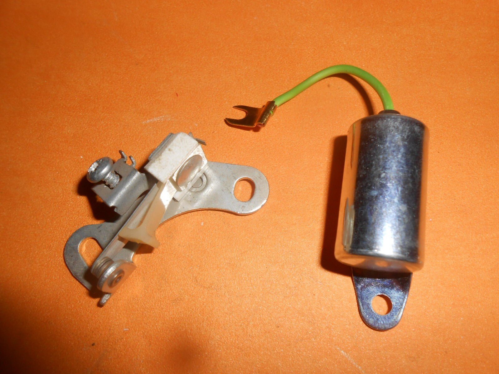 FORD ANGLIA 105E,123E (1966 - 68) motocraft type IGNITION CONTACT SET & CONDENSER - Vroom Classics