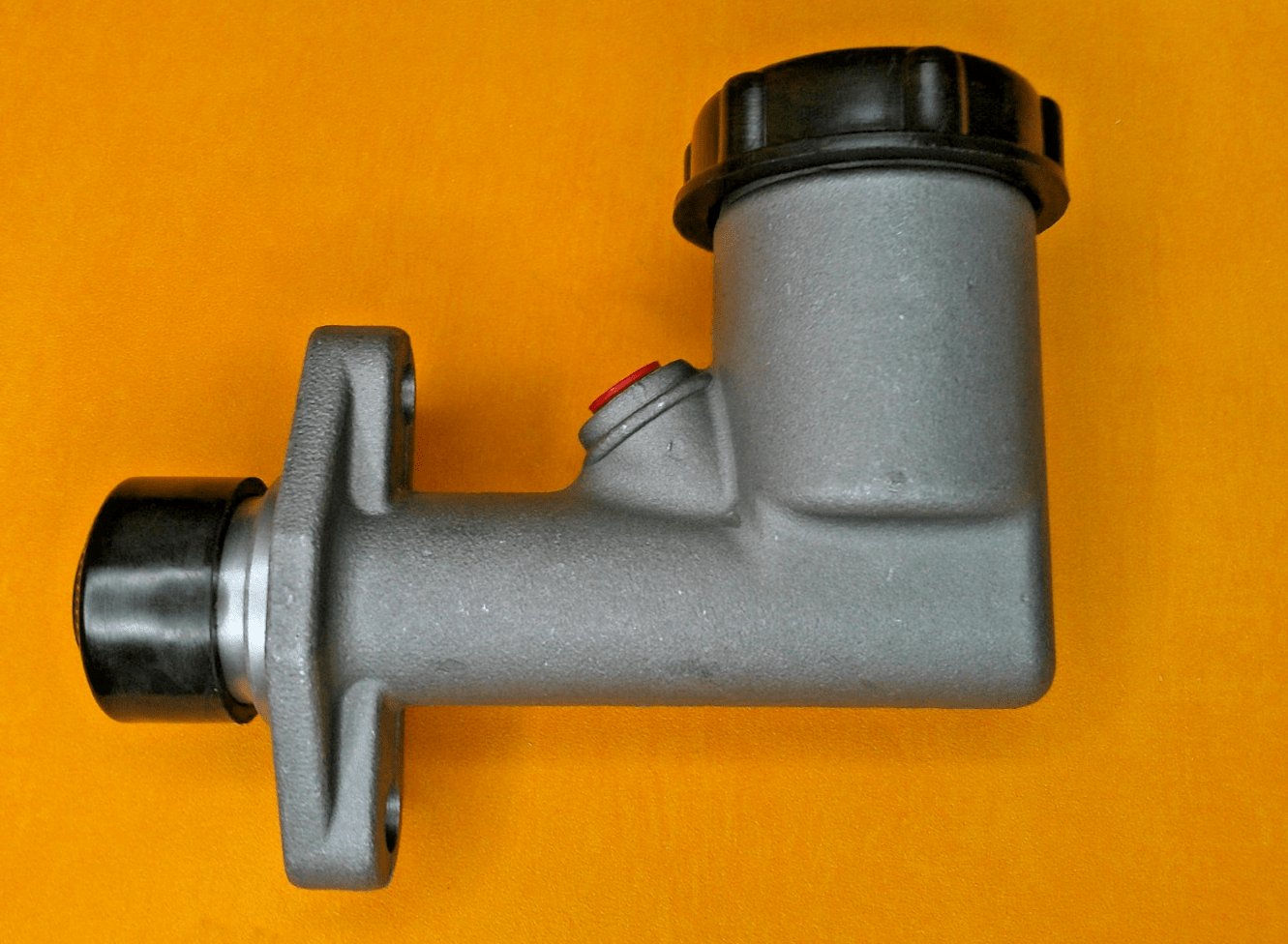 FORD ANGLIA POPULAR PREFECT 100E CLUTCH MASTER CYLINDER - 5/8" bore - Vroom Classics
