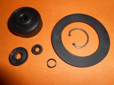 FORD CAPRI 1300GT, 1600 (69 - 72) BRAKE MASTER CYLINDER REPAIR KIT - SP2412 - Vroom Classics