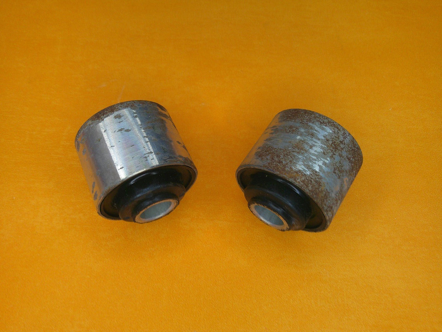FORD CAPRI Mk1 2 3 (1973-87) REAR AXLE SUSPENSION STABILIZER BUSH(PAIR)-EM1436 - Vroom Classics
