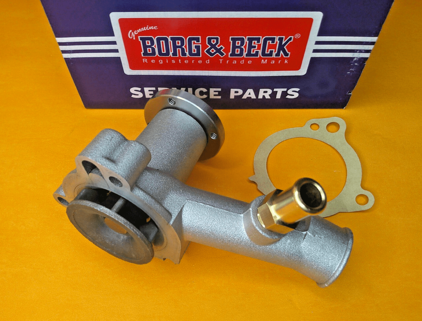 FORD CLASSIC CAPRI 109E 116E (1961 - 64) NEW WATER PUMP + PIPE FITTING - Vroom Classics