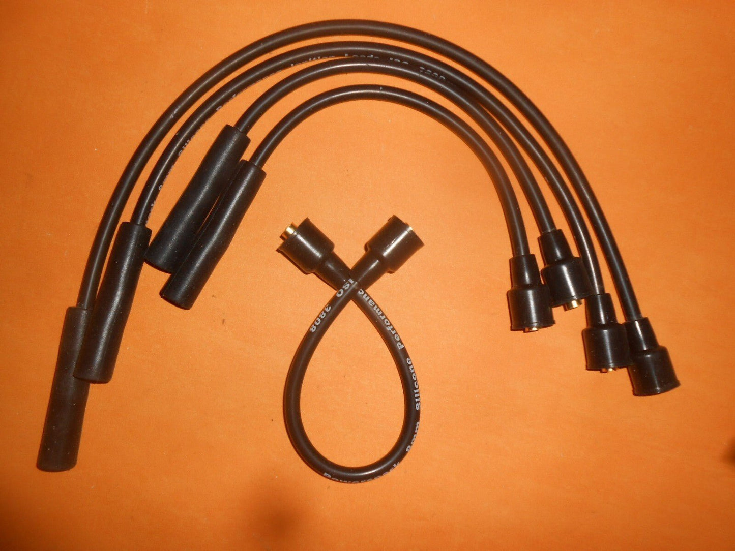 FORD CONSUL 375 Mk2 (1956 - 1962) 8mm "push in" PERFORMANCE IGNITION LEAD SET - Vroom Classics