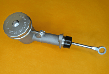 FORD CONSUL Mk2 204E (1960-62) DISC BRAKE MASTER CYLINDER - 7/8" bore - Vroom Classics