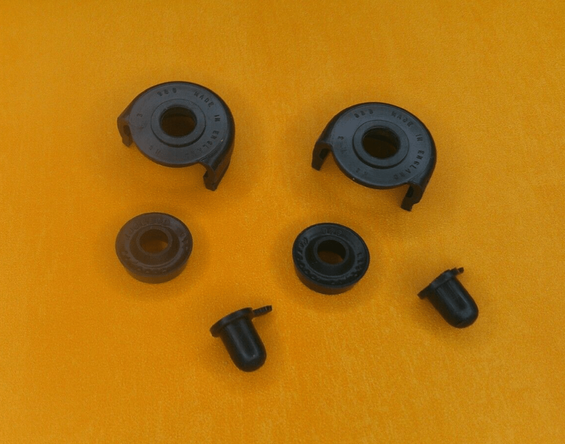 FORD CORSAIR V4 GT & 2000 (1965 - 70) REAR BRAKE CYLINDER KIT - SP2369 - Vroom Classics