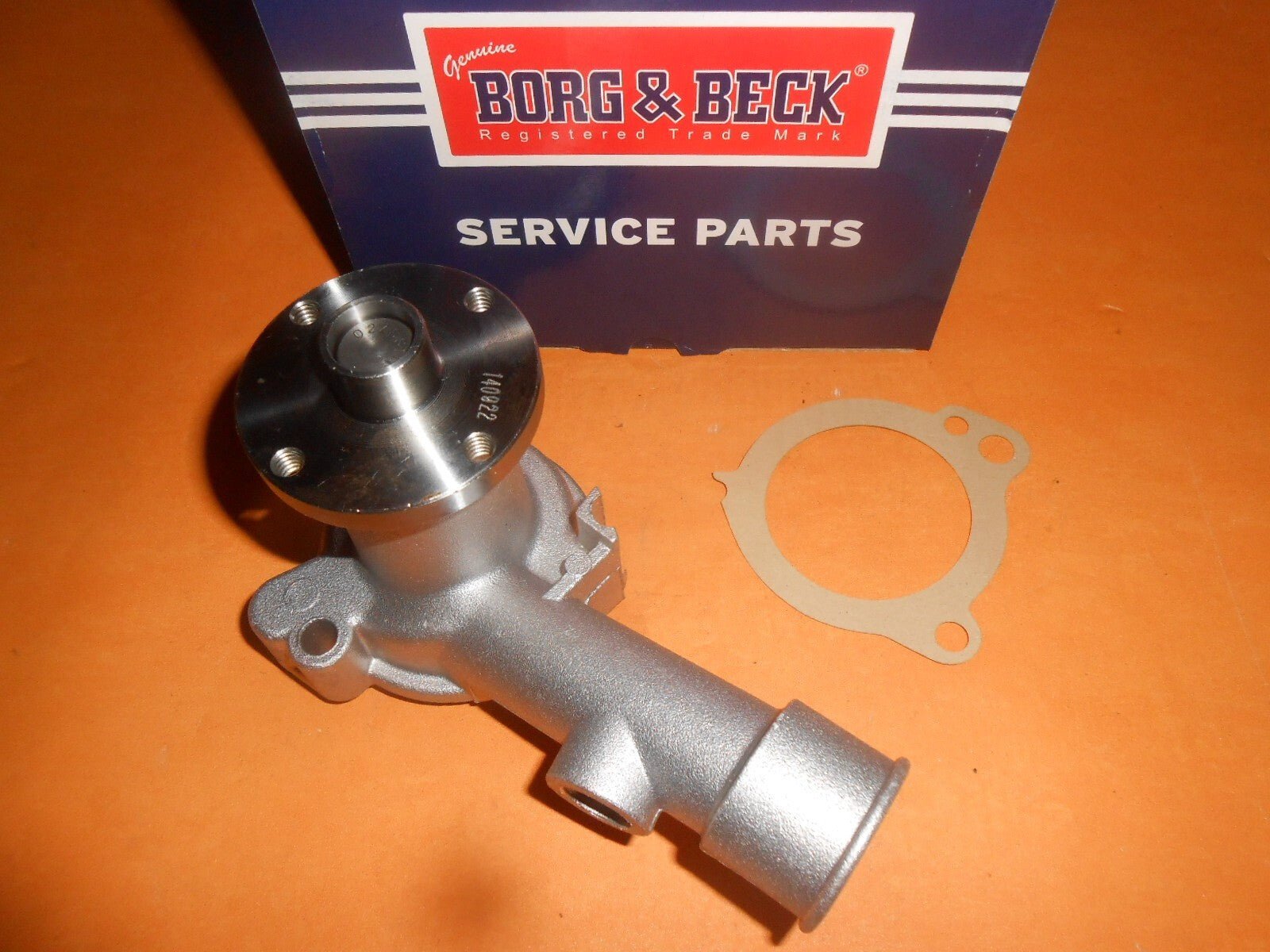 FORD CORTINA Mk1 1200 1500 (1962 - 66) NEW WATER PUMP - GENUINE BORG & BECK - Vroom Classics