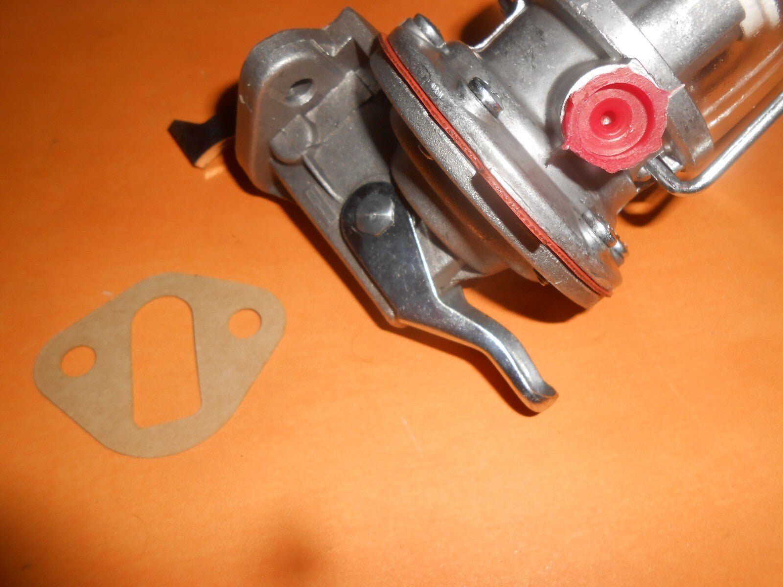 FORD CORTINA Mk2 1300 1500 1600E (1967 - 70) NEW GLASS BOWL FUEL PUMP - Vroom Classics