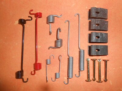 FORD ESCORT 1.3,1.4, 1.6, 1.8D (1990 - 94) REAR BRAKE SHOE Fixing Kit - GBK1061 - Vroom Classics