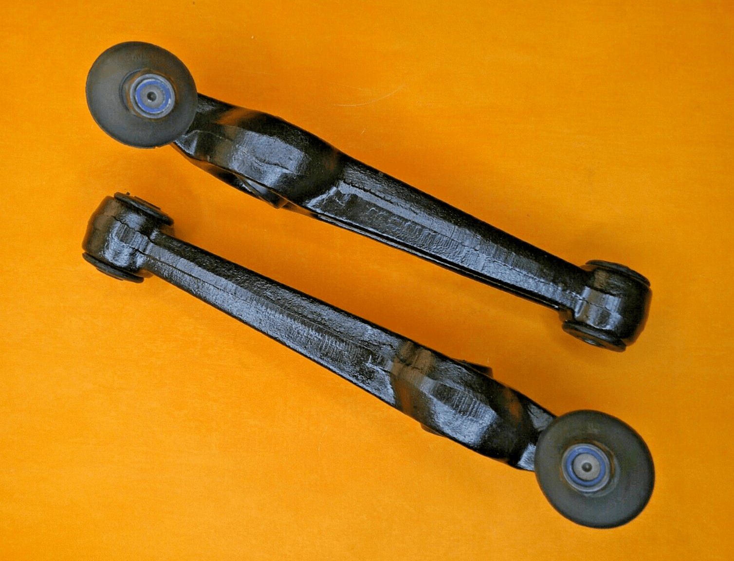 FORD ESCORT Mk1 (1968-1975) TRACK CONTROL ARMS PAIR -Genuine Borg & Beck - Vroom Classics