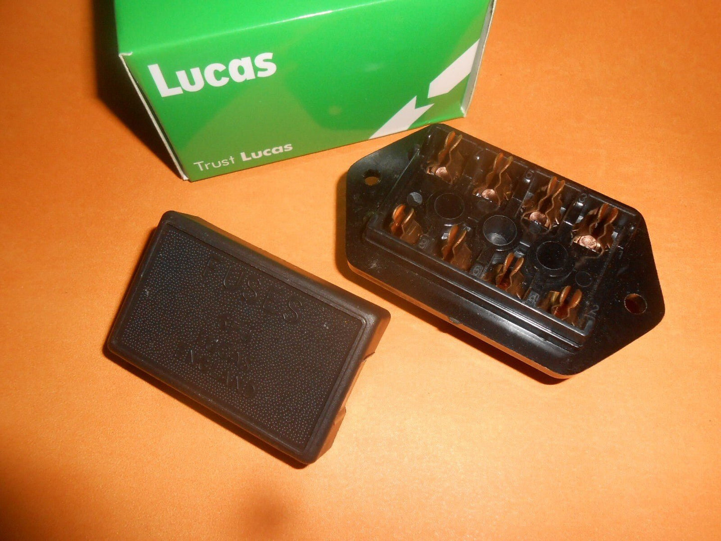 FORD ESCORT Mk1 inc. MEXICO, RS1600 (1968 - 75) NEW LUCAS FUSE BOX - Vroom Classics