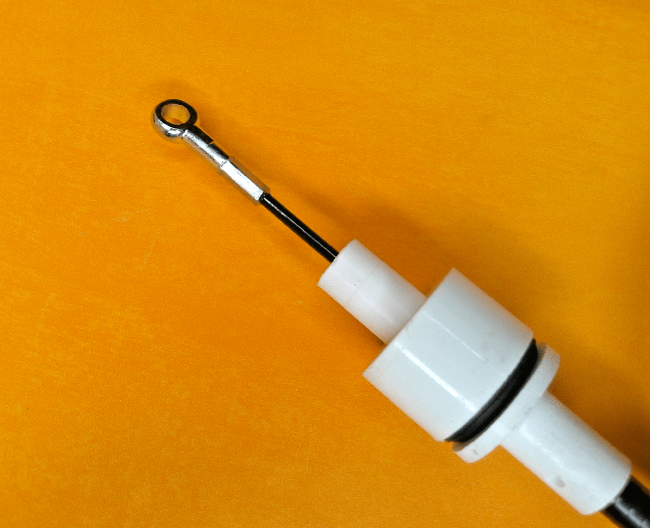FORD ESCORT Mk2 2.0 RS2000 (1976 - 1980) CLUTCH CABLE - GENUINE BORG & BECK - Vroom Classics