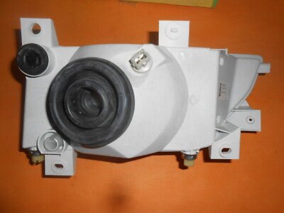 FORD ESCORT Mk5 (1991 - 1995)"Standard cars only" DRIVERS SIDE O/S HEADLIGHT UNIT - Vroom Classics