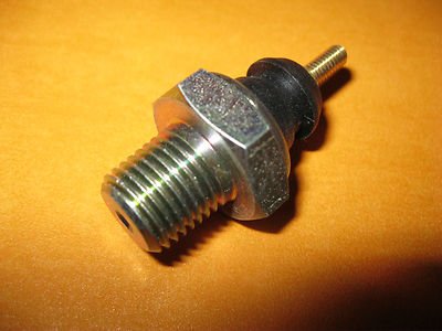 FORD FIESTA MK1 1.0 1.1 1.3 XR2 (1976 - 83) NEW OIL PRESSURE SWITCH - 50590 - Vroom Classics