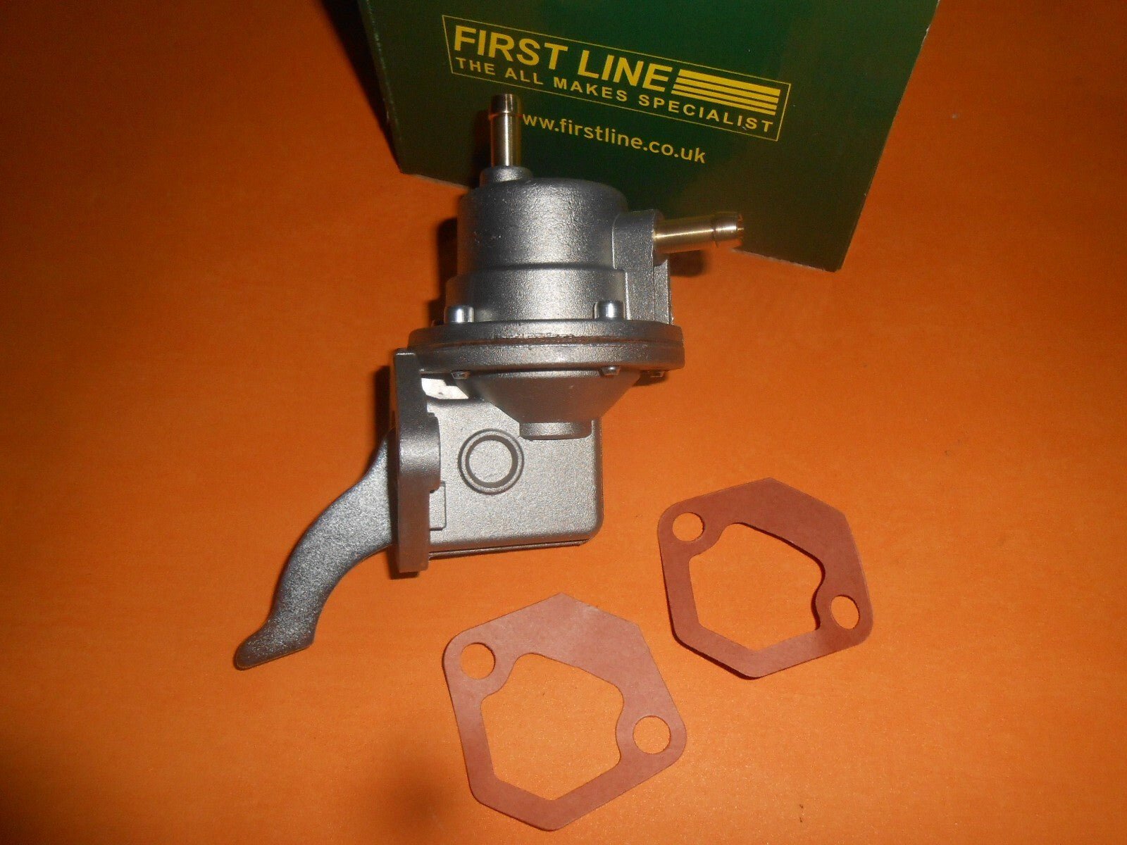 FORD FIESTA Mk1 Mk2 (1977 - 89) NEW MECHANICAL FUEL PUMP - QFP84 - Vroom Classics