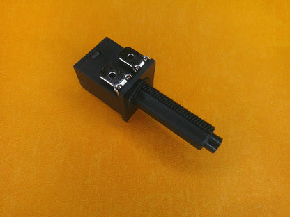 FORD FIESTA Mk2 all inc. XR2 (1983 - 1989) NEW BRAKE LIGHT SWITCH - Vroom Classics