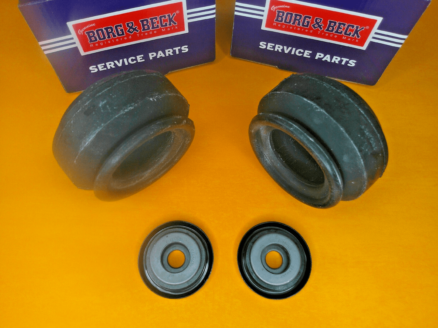 FORD FIESTA Mk2 inc XR2 (1983 - 87) STRUT TOP MOUNTS PAIR - BORG N BECK - Vroom Classics