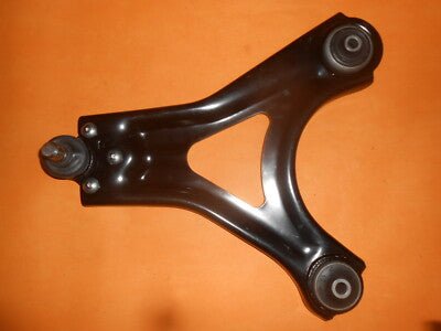 FORD MONDEO Mk1, Mk2 (1993 - 2000) RIGHT WISHBONE SUSPENSION ARM - Vroom Classics