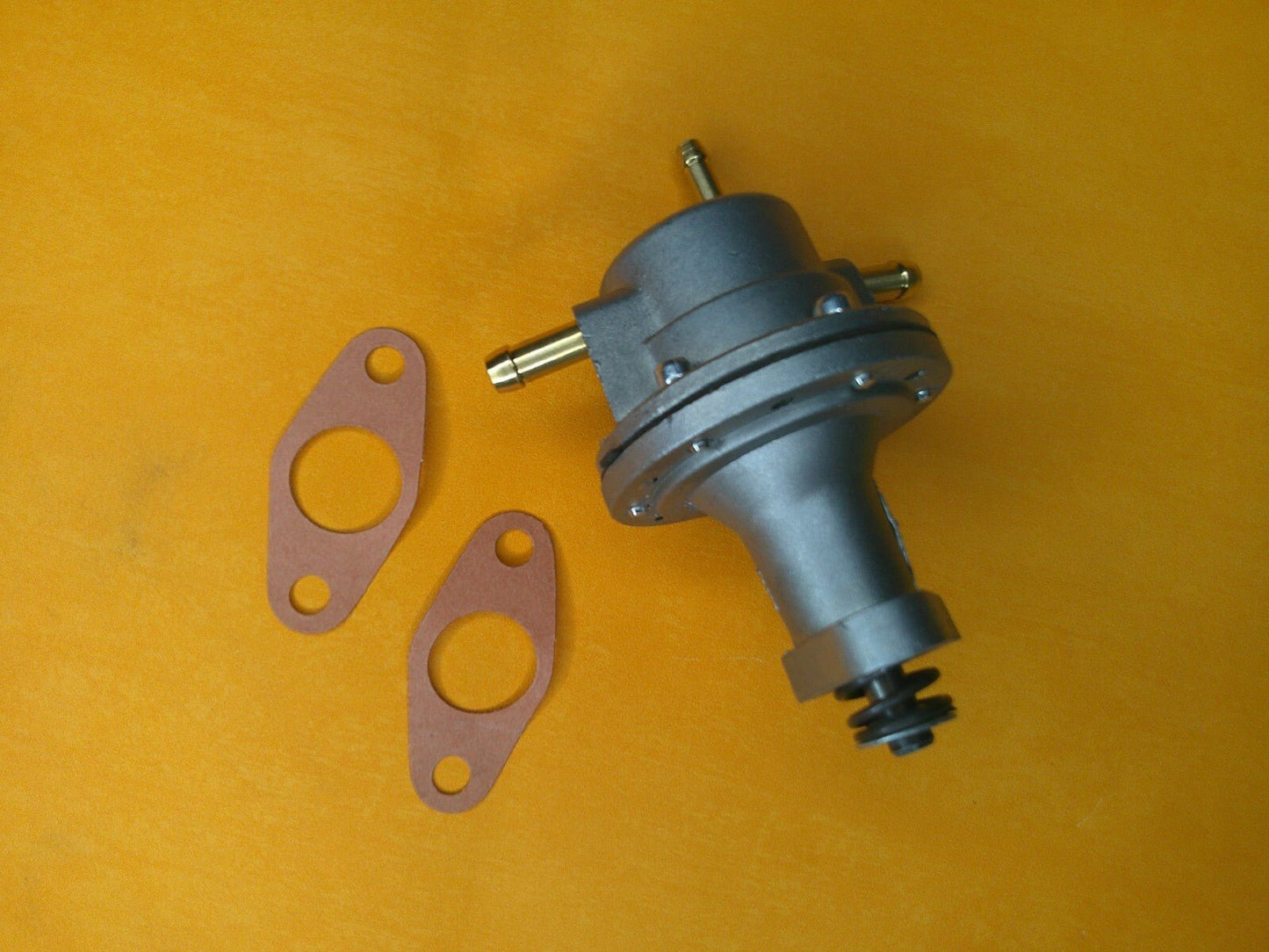 FORD ORION Mk2 1.4 1.6 ( (1987 - 90) NEW "3 pipe" MECHANICAL FUEL PUMP - QFP284 - Vroom Classics