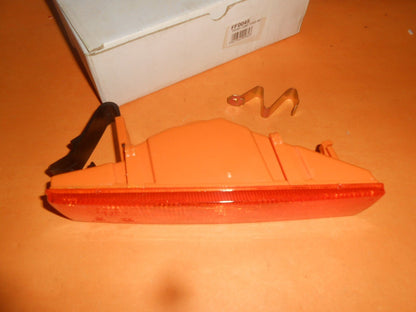 FORD SIERRA (1982 - 87) NEW FRONT DRIVERS SIDE O/S INDICATOR LAMP AMBER - Vroom Classics